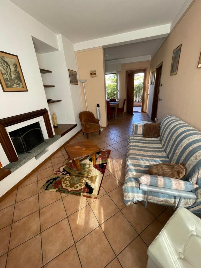 La Casa Dei Sogni Διαμέρισμα Intra Εξωτερικό φωτογραφία